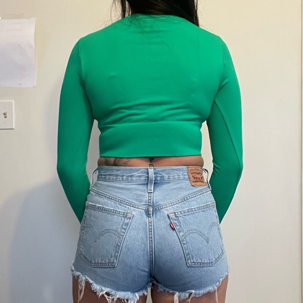 🌿Offline by Aerie Women’s Crop Top – Size Medium🌿 - Picture 4 of 8